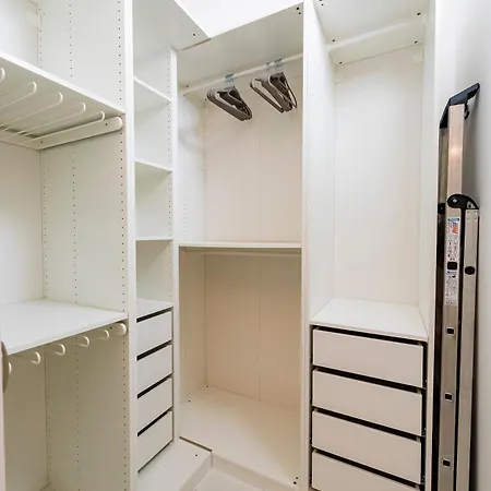 Apartment Guesthost - Lovely Flat In The Heart Of