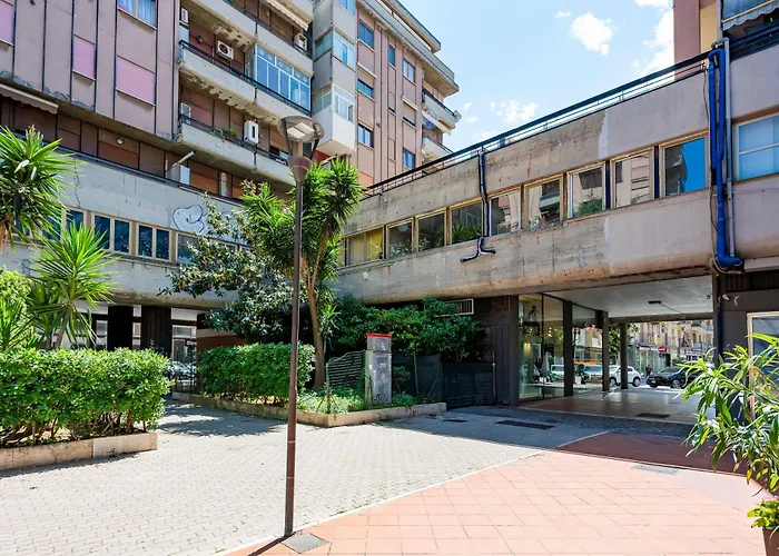 Guesthost - Lovely Flat In The Heart Of Апартаменты